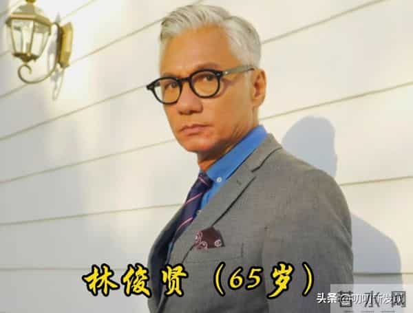 法拉利老了也是法拉利,花白头发、络腮胡,老而不衰的8位男星!