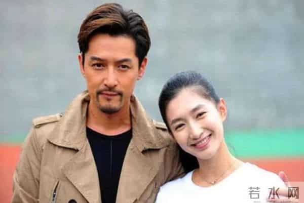 印象变了！39岁江疏影现身活动，离开胡歌的她走上另一条路