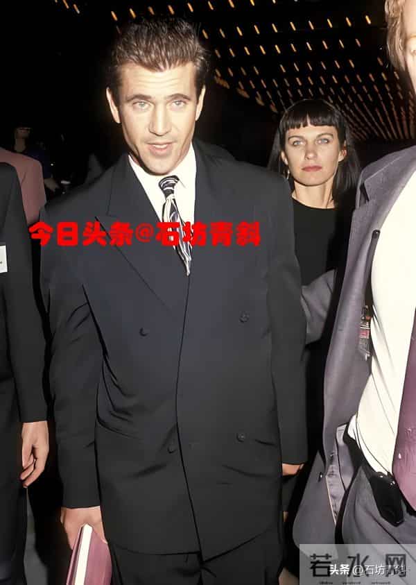 4.25亿美元离婚分手费!背叛前妻仍为他辩护,堕落断送巨星事业