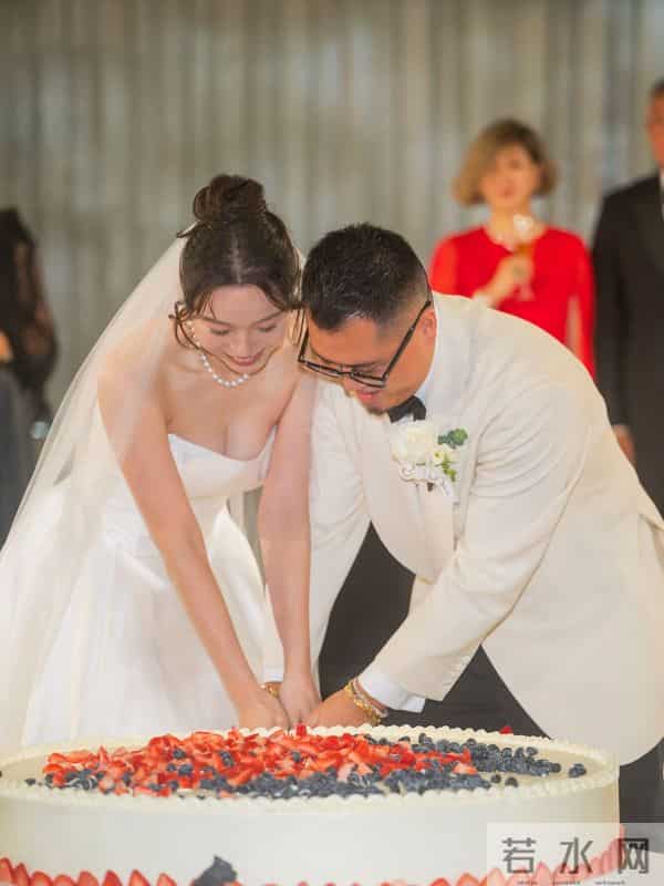 港台巨星齐聚台北世纪婚礼! 新人超狂背景揭晓「新郎阿公是河南王」