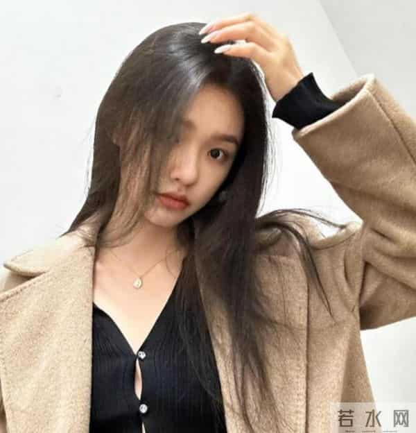 深扒后才发现，与沈腾传绯闻的林允，从不像表面那么简单