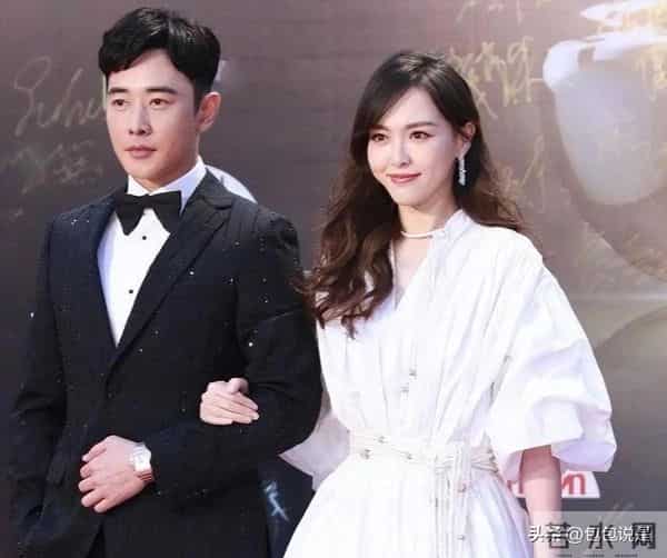 唐嫣没想到，罗晋竟因为出现在葬礼上的傅程鹏，惨遭网友口诛笔伐