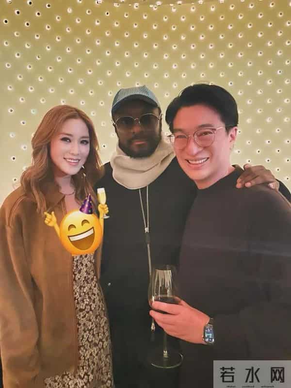 徐子淇李家诚追星嘻哈天团,夫妇二人化身小粉丝,笑容满面好欢乐