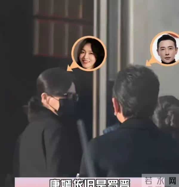 明星夫妻现身餐厅,传婚变却未松手,孝带暗藏玄机。