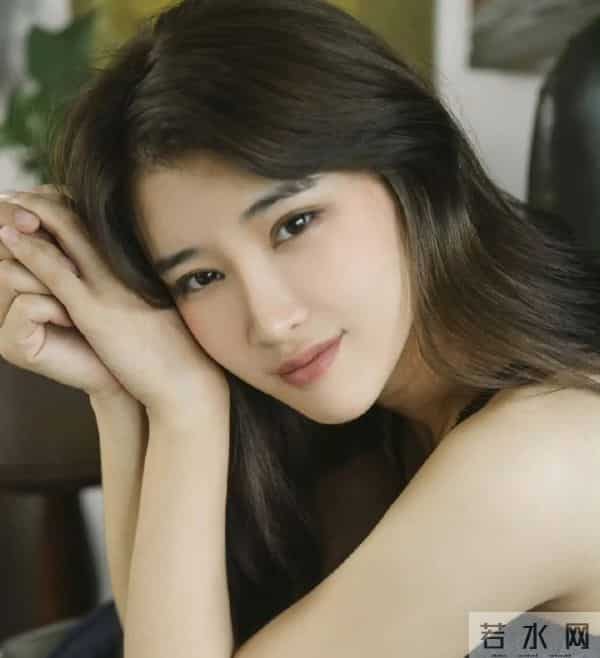 62岁刘之冰做梦也没想到,34岁的继女,如今终于给自己“争光”了