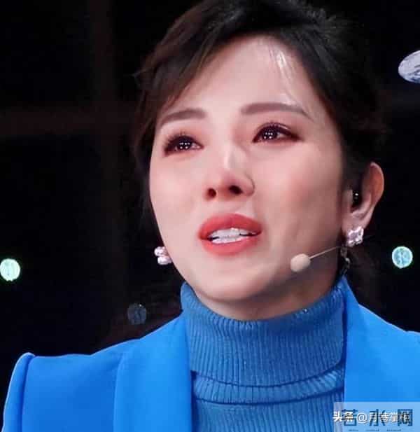 看破不说破，离开央视拼命赚钱的李思思，如今已走上了另一条道路