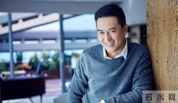 与王海燕离婚传闻真相大白1年,55岁张嘉益近况曝出,一点不意外