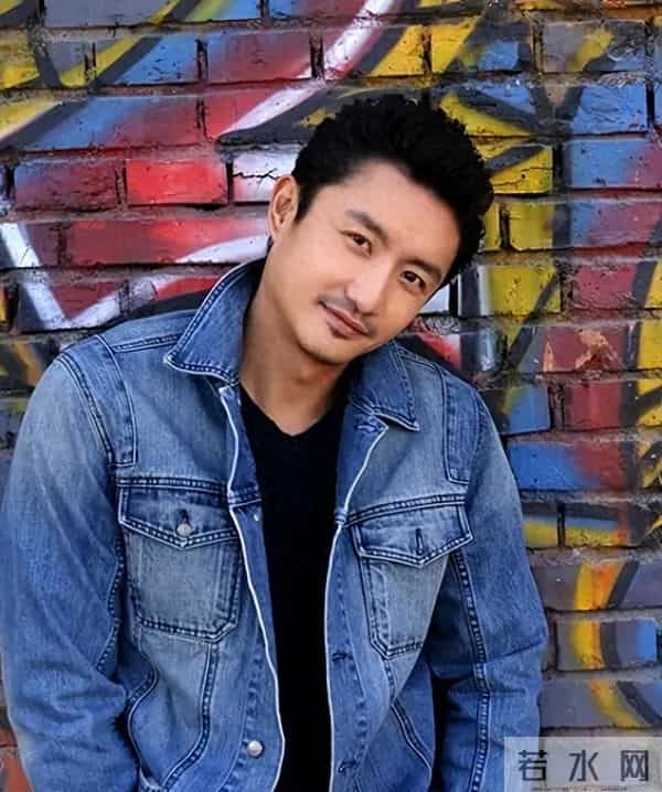 涂松岩做梦也没想到,娶圈外妻子恩爱11年的他,竟在51岁再次翻红