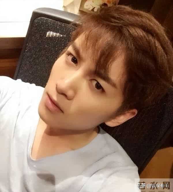 离婚1年,一别两宽,陈晓从不提陈妍希,如今才看懂他到底赢在哪