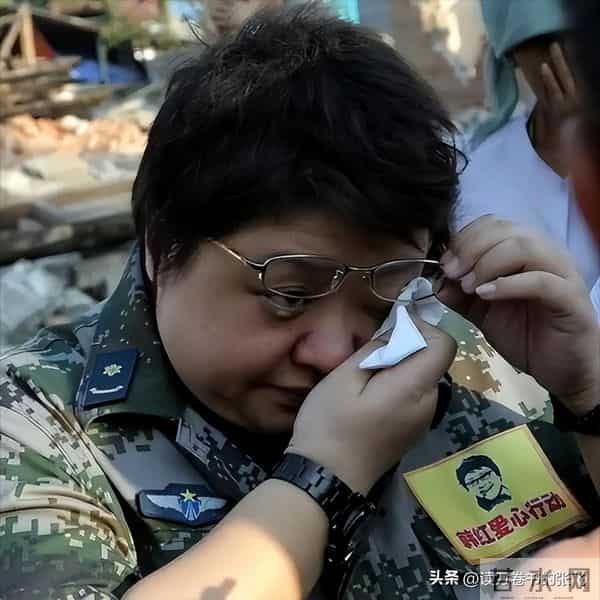 贪污上亿、假慈善，被实名举报的韩红，终于明白她哭泣原因