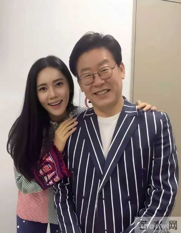 李顺载逝世，李在明发文悼念，称巨星陨落，网友哀悼顺才少爷走好