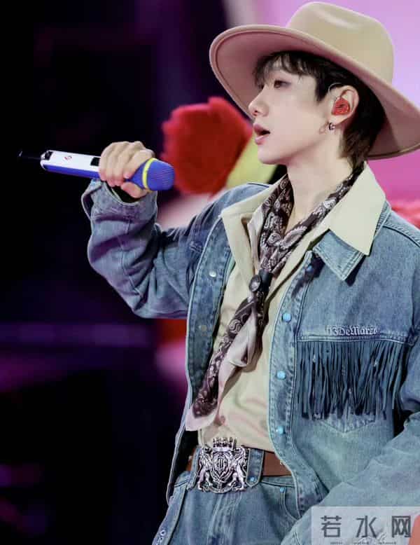 回应争议，发文道歉，遭遇私生骚扰…才一天，娱乐圈曝出多个大瓜