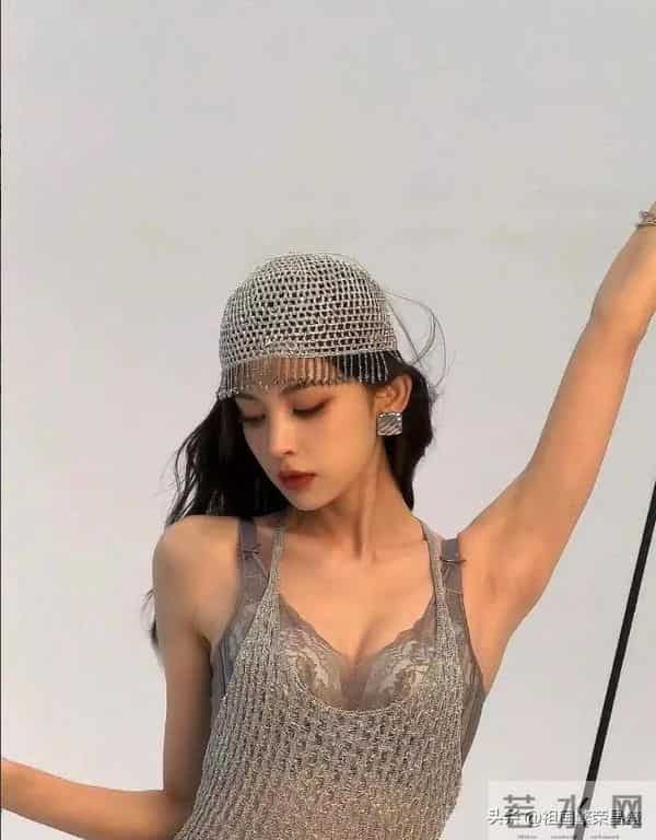 古力娜扎代言内衣照杀疯了，深藏不露啊