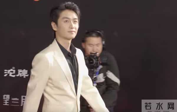 离婚9个月再看陈妍希陈晓:一个暴瘦脱相,一个成“人间水蜜桃”