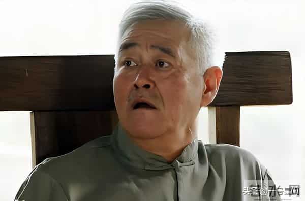 钱再多有什么用?赵本山近况曝光令人吃惊,给老年人敲响"警钟"