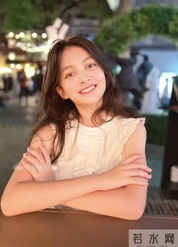 马雅舒女儿12岁生日,米雅大眼睛像爸爸,五官巨美漂亮的让人羡慕