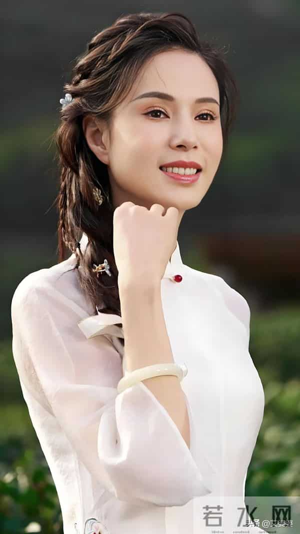 中国影坛香港百位女星（十五）李若彤