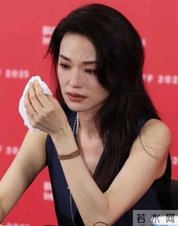 狐狸尾巴藏不住?冯德伦舒淇回应生育问题,丁克的真相太"现实"