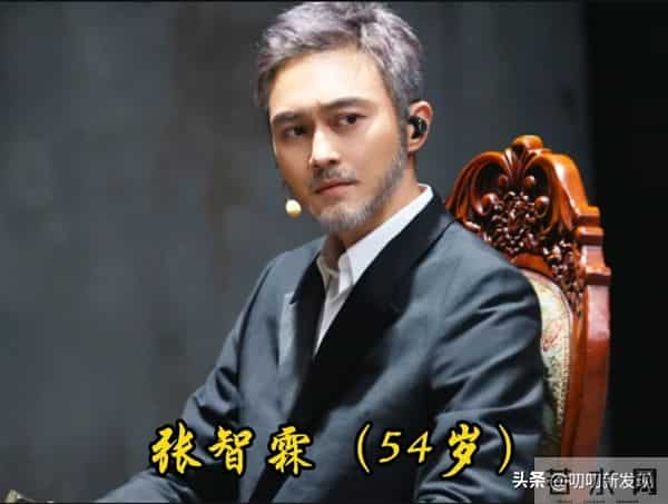 法拉利老了也是法拉利,花白头发、络腮胡,老而不衰的8位男星!