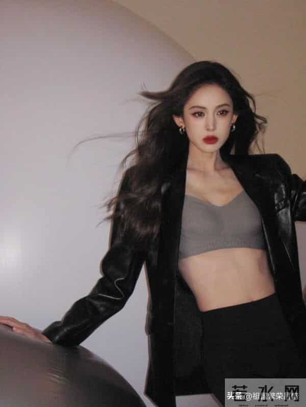 古力娜扎代言内衣照杀疯了，深藏不露啊