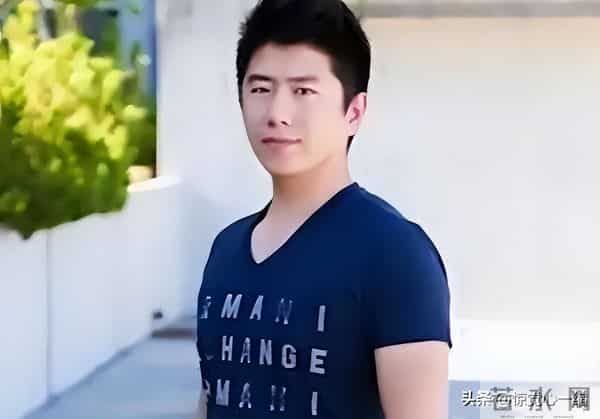 丁勇岱:对赵雪华一见钟情,相爱39年零绯闻,如今儿子成心病