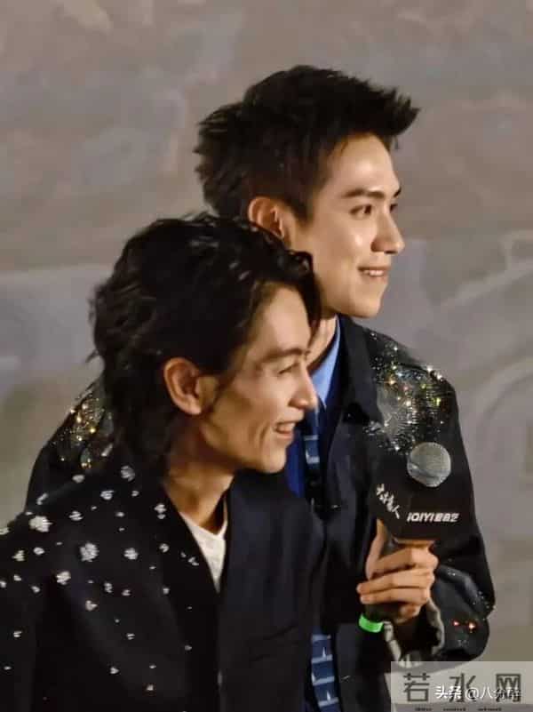 陈晓瘦脱相惊呆网友!离婚后眼里仍无光,状态惨输前妻陈妍希