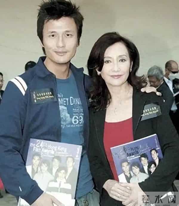 “邵氏第一美女”80大寿,儿子尹子维带徐冬冬赴美庆生 婆媳略生疏