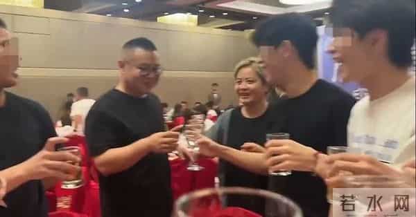 比胡歌帅,比文章狂!因一句话得罪郭麒麟的他,直呼:很后悔!