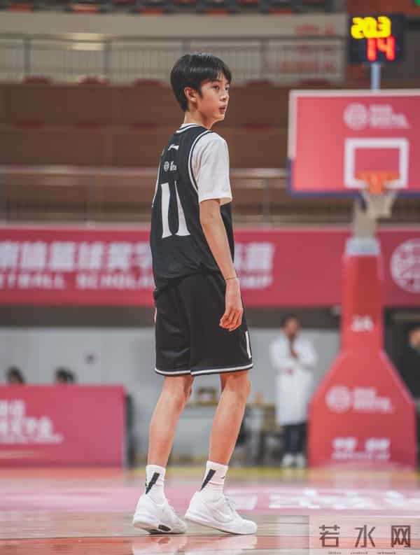 孙俪的儿子跟她长得太像了,长成这样的星二代进娱乐圈才有说服力