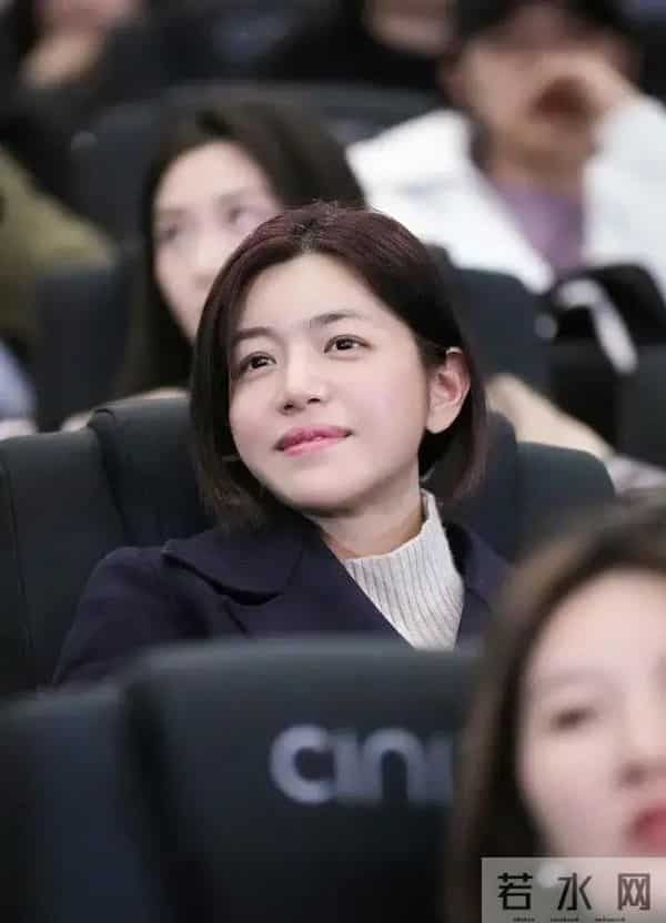 离婚9个月再看陈妍希陈晓:一个暴瘦脱相,一个成“人间水蜜桃”