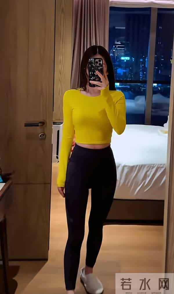 郭富城老婆出月子晒照,S型身材没小肚子 状态恢复神速还能拼四胎