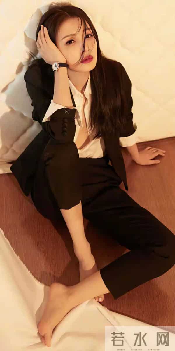 孙怡 - 脚指头美到头发丝,“光环”消失之后