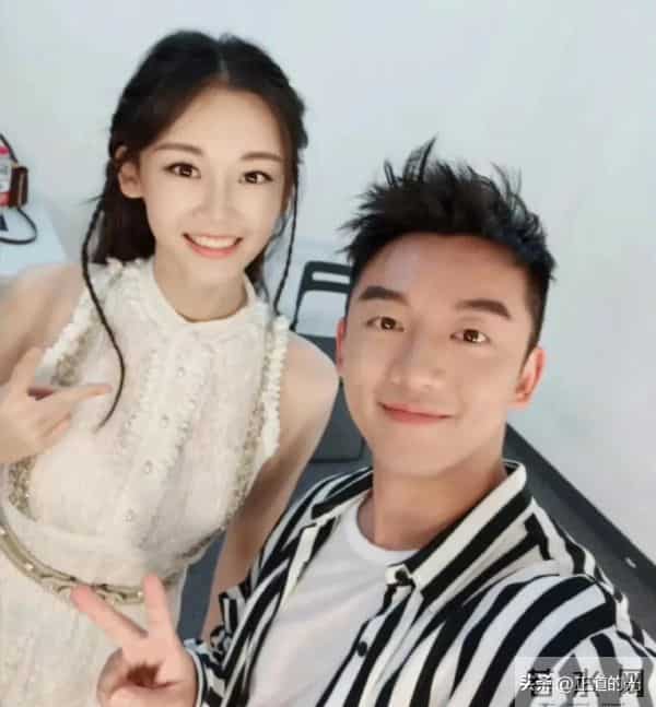 郑恺苗苗吃火锅 边吃边聊 引导型的老公和赞美型的老婆 家庭才会美满