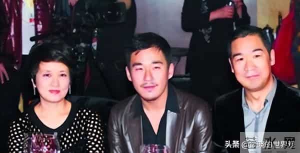 再多钱也没用？70岁张国立身家过亿，却还是要为43岁儿子操碎了心