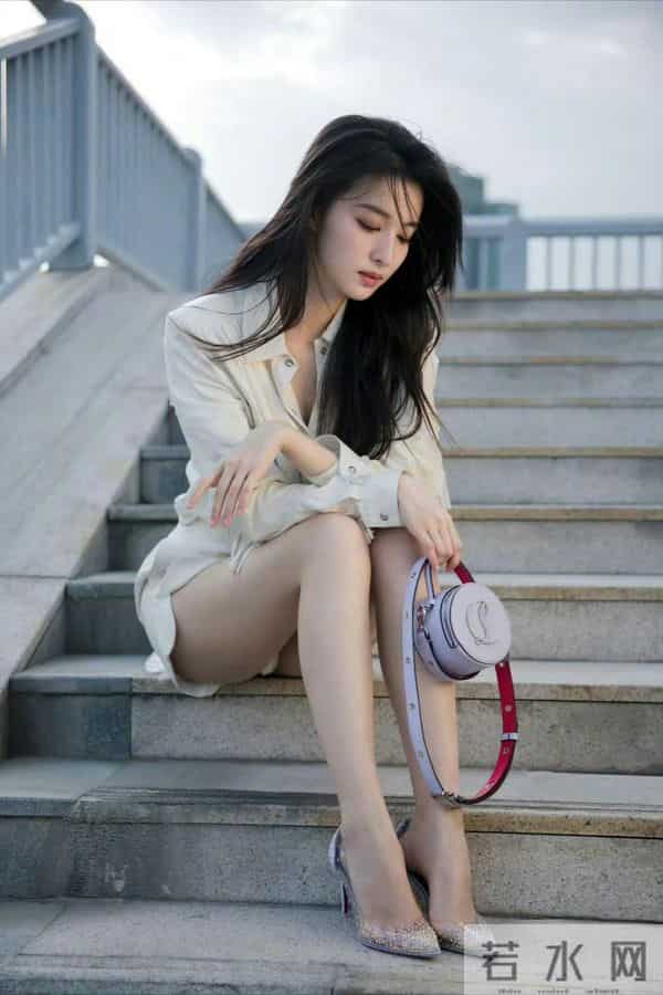 王楚然一些美腿照