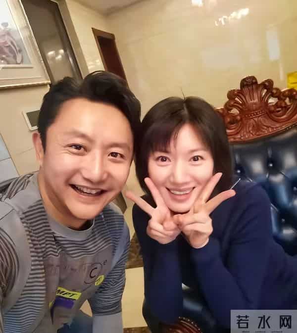 涂松岩做梦也没想到,娶圈外妻子恩爱11年的他,竟在51岁再次翻红