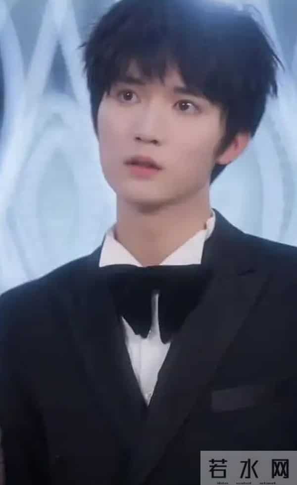 短剧最能扛剧的人出现了,不是刘萧旭和郭宇欣,是不被看好的她!