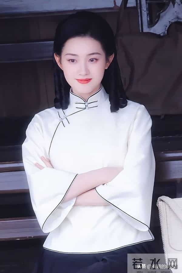 当韩雨彤碰到郭宇欣，差距一目了然，才懂郭宇欣为什么火了！