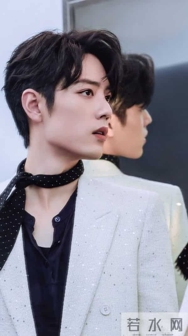 央视亲自发文，高调官宣33岁肖战喜讯，全网恭喜，终于等到这一天