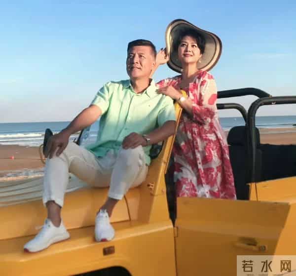 62岁刘之冰做梦也没想到,34岁的继女,如今终于给自己“争光”了