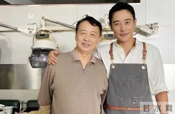 罗晋也没想到,在葬礼上忙前忙后的傅程鹏,还是被骂惨了!