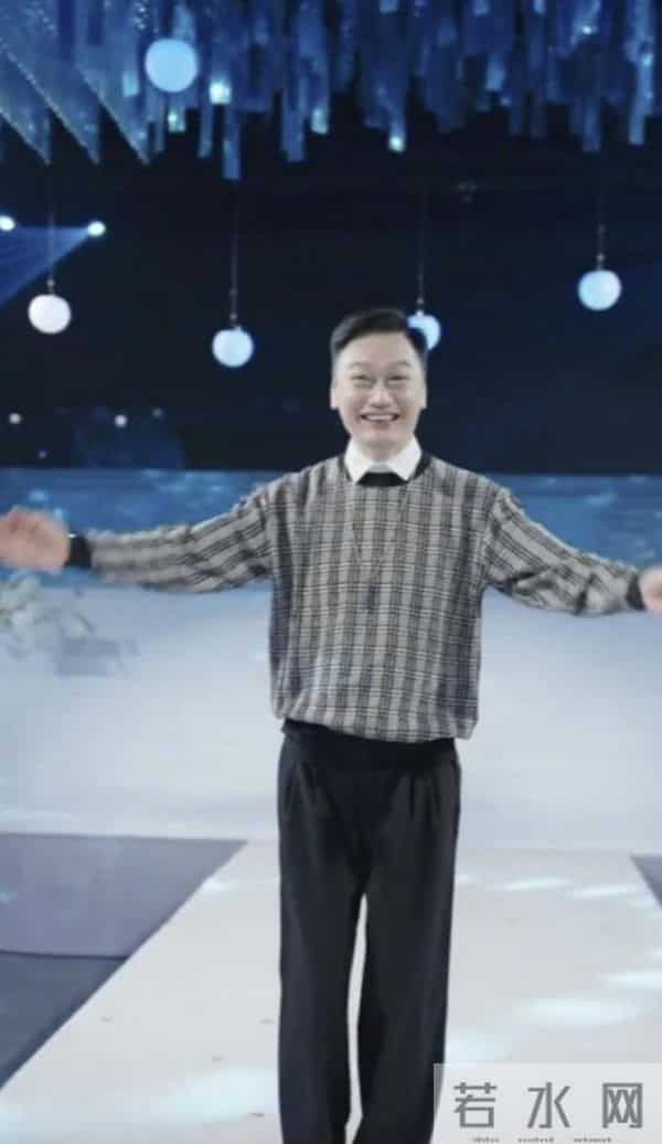 恭喜！61岁香港知名男星秘密再婚，现任妻子容貌首次曝光