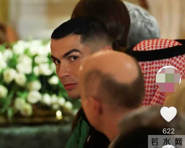 40岁C罗被爆整容,打肉毒杆菌除皱,浓眉不是天生每年600英镑维持