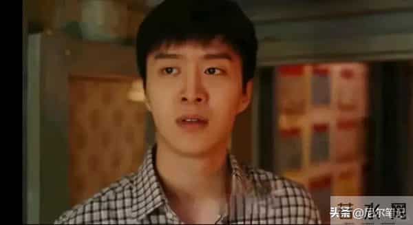 资源咖、演技差,范丞丞入围金莲花奖惹众怒,口碑大翻车骂声一片