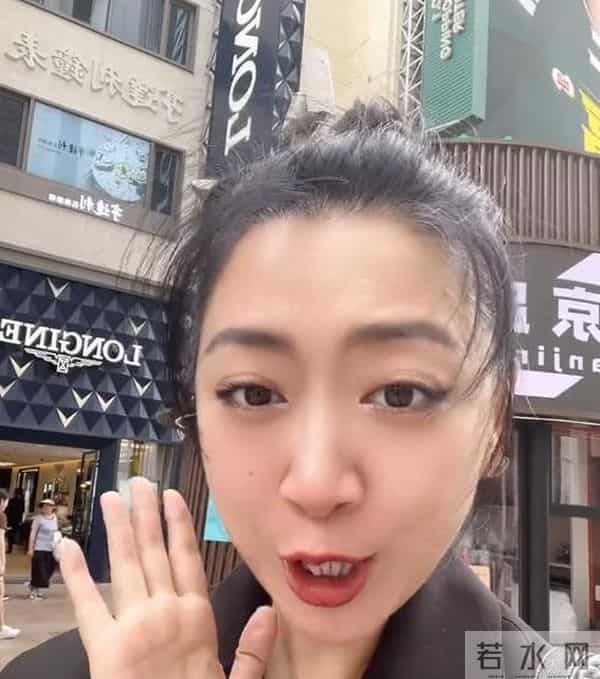 上海知名女主持杨永清近况！41岁白发丛生，女儿和她共用一张脸