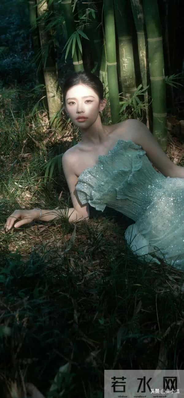 林允|性感公主风