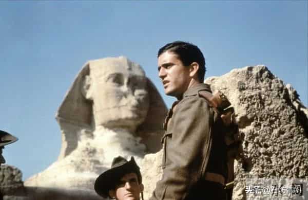 4.25亿美元离婚分手费!背叛前妻仍为他辩护,堕落断送巨星事业