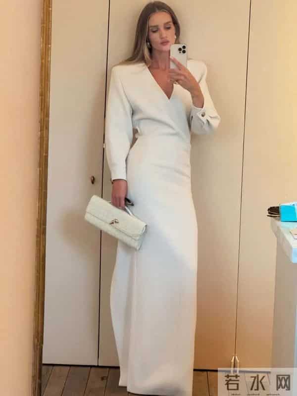 老钱风全面升级!“高净值穿搭”才是今秋顶流