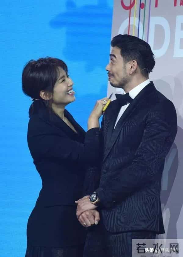 不顾央视劝告，当众和刘涛暧昧传绯闻的杨烁，如今下场怪不了别人