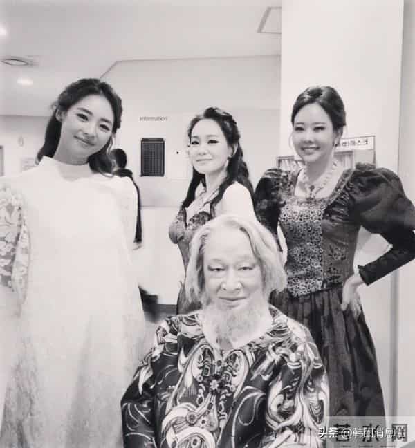 韩国老戏骨李顺载去世,娱乐圈齐追悼